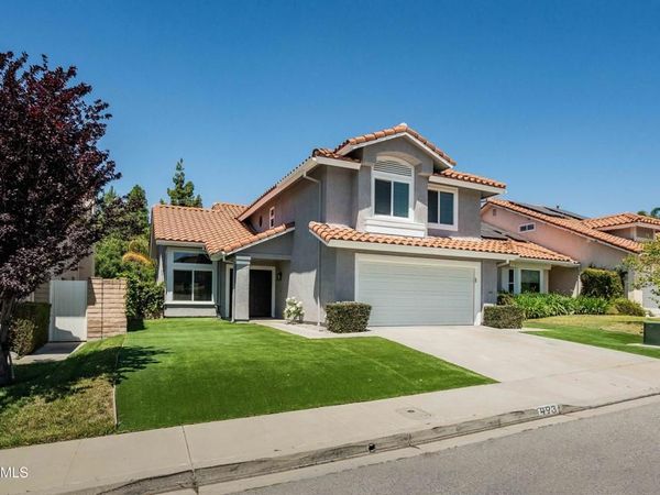 493 Messina Place, Oak Park, CA 91377
