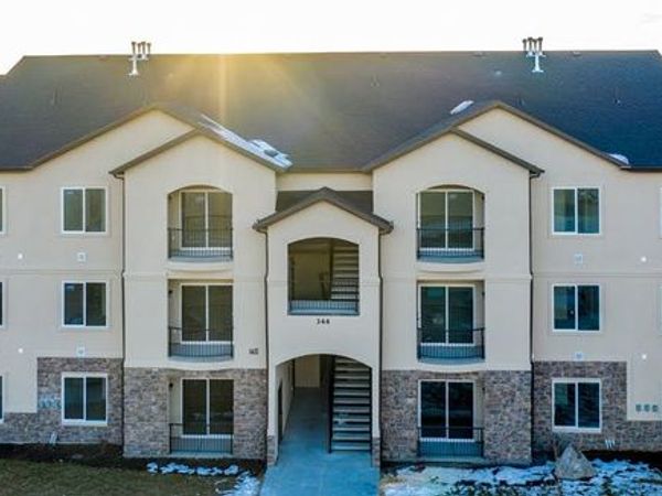 344 S 740 W, Unit 302, Pleasant Grove, UT 84062