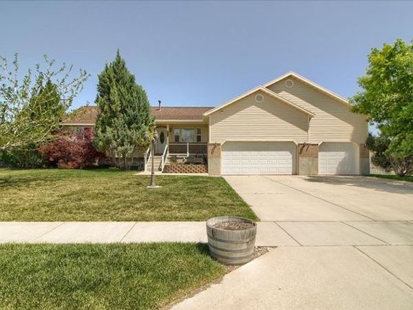 2825 S WOODBROOK LN , Magna, UT 84044