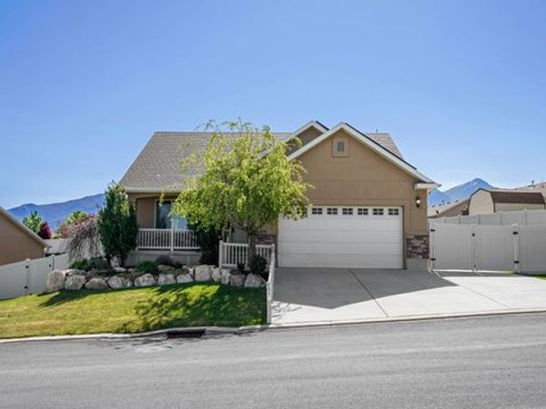651 RIVER ROCK DR , Santaquin, UT 84655