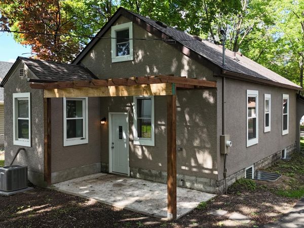 4158 Zane Avenue N, Robbinsdale, MN 55422