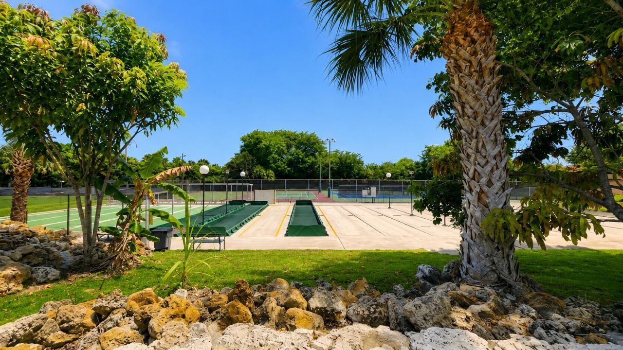3231 Holiday Springs Boulevard, Unit 110, Margate, FL 33063 Photo