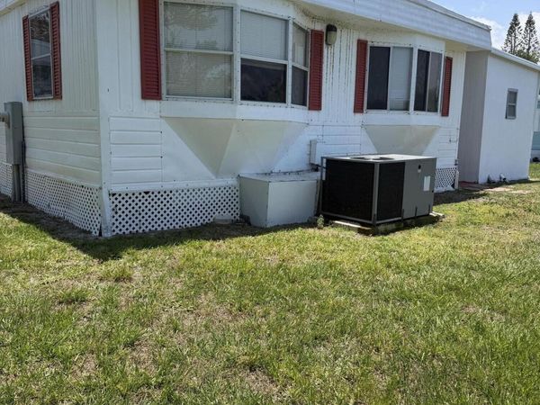 19 Rio Verde Way, Port St. Lucie, FL 34952