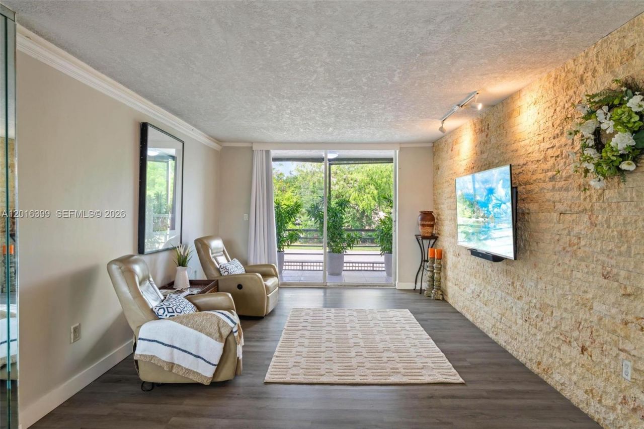 14185 SW 87th St , Unit 212A, Miami, FL 33183 Photo