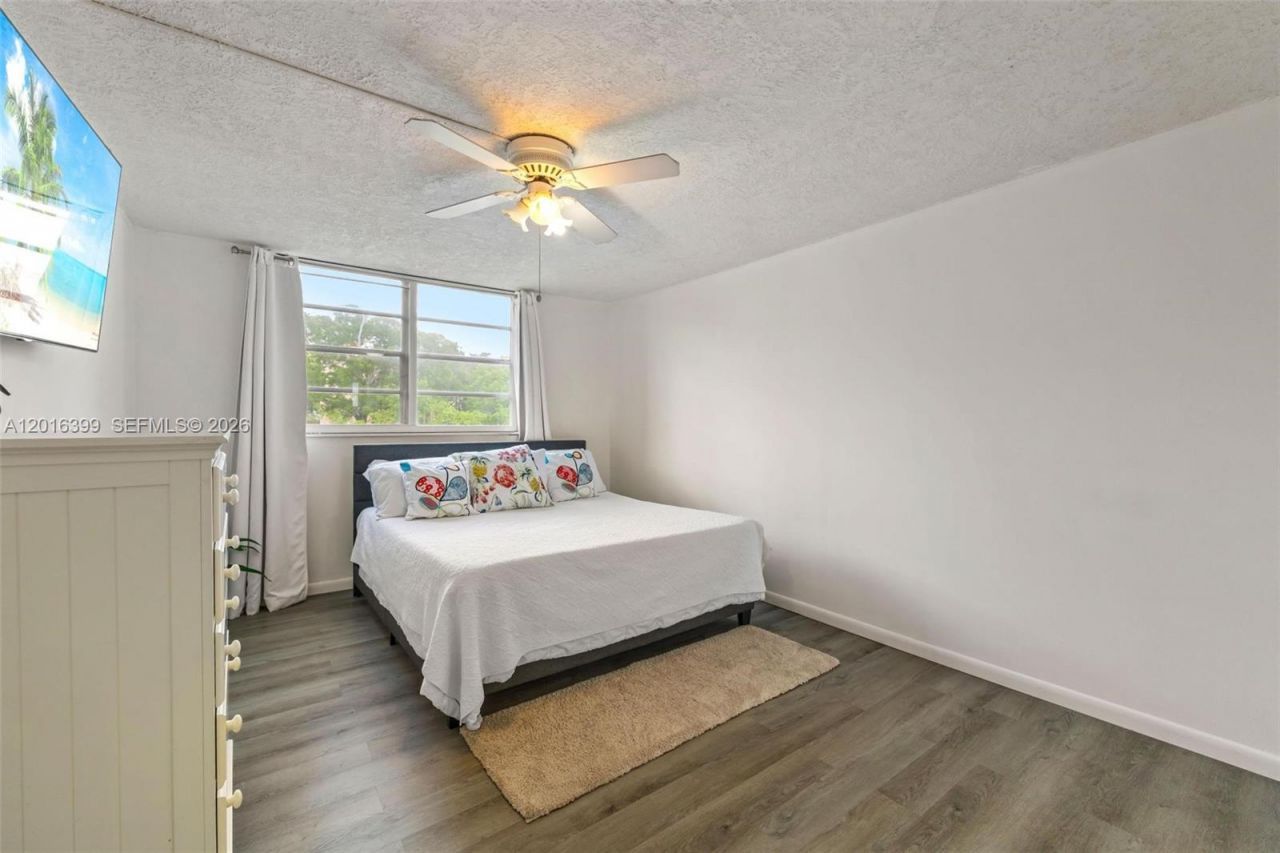 14185 SW 87th St , Unit 212A, Miami, FL 33183 Photo