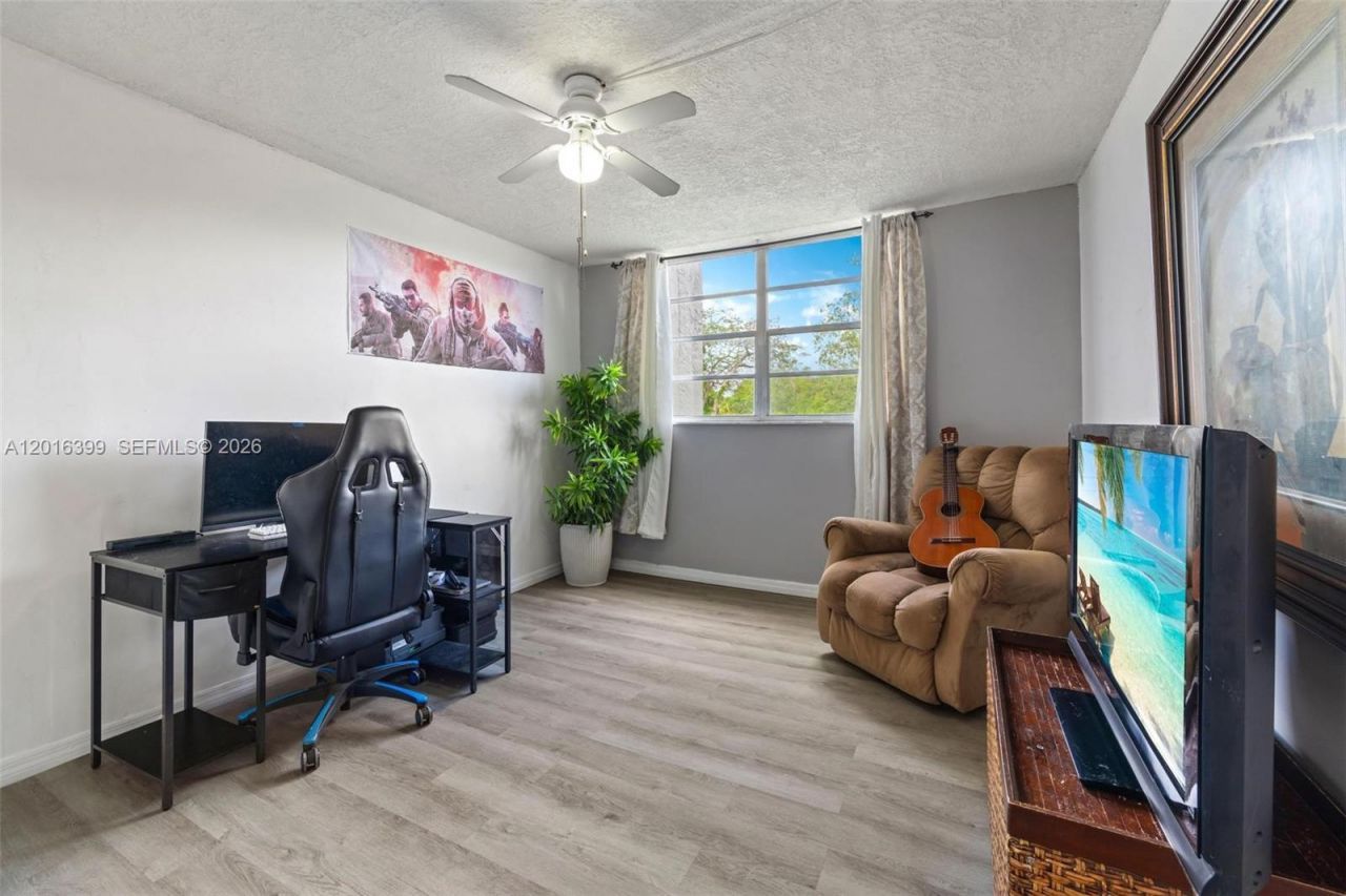 14185 SW 87th St , Unit 212A, Miami, FL 33183 Photo