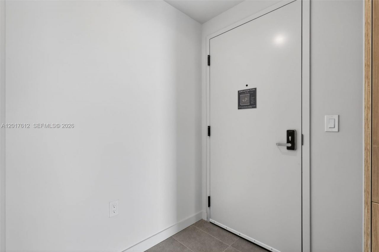 121 NE 5th St , Unit 3313, Miami, FL 33132 Photo