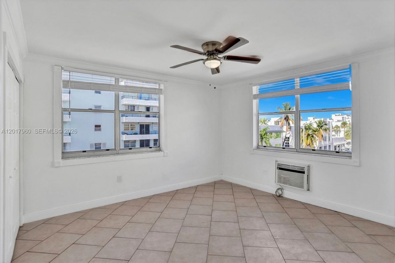 713 Collins Ave, Unit 42, Miami Beach, FL 33139 Photo
