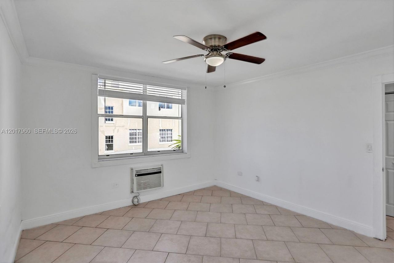 713 Collins Ave, Unit 42, Miami Beach, FL 33139 Photo