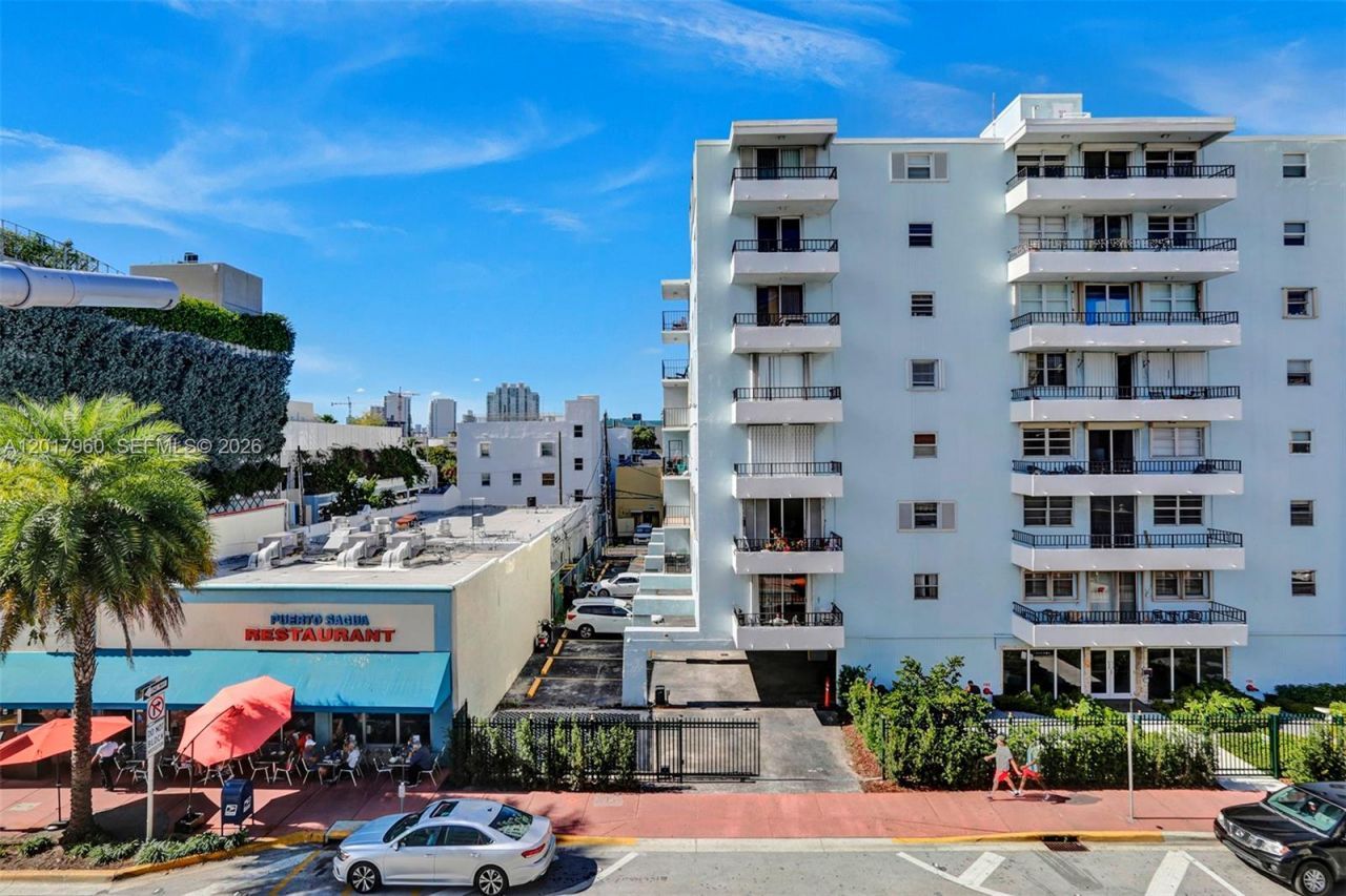 713 Collins Ave, Unit 42, Miami Beach, FL 33139 Photo