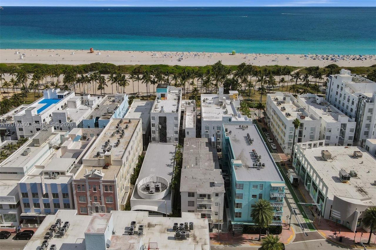 713 Collins Ave, Unit 42, Miami Beach, FL 33139 Photo
