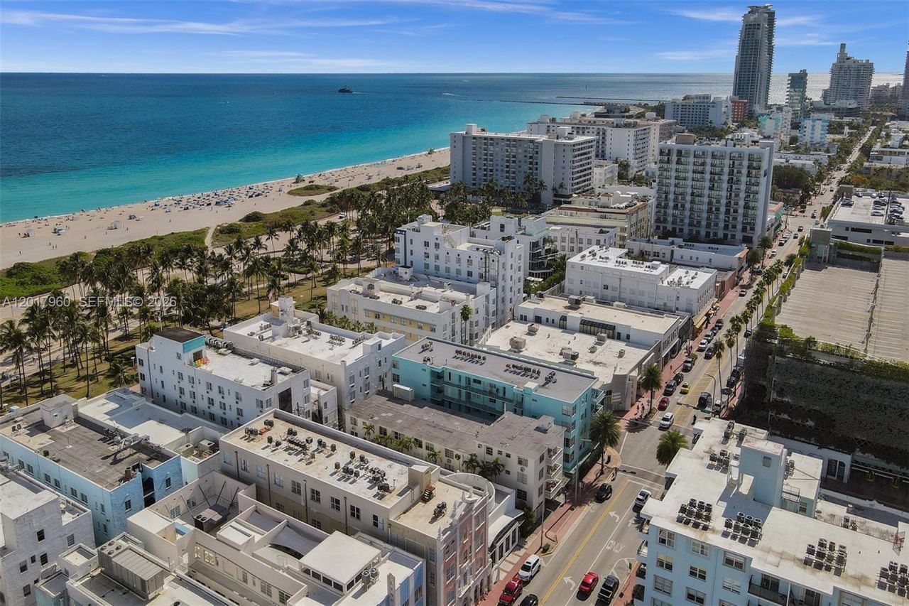 713 Collins Ave, Unit 42, Miami Beach, FL 33139 Photo
