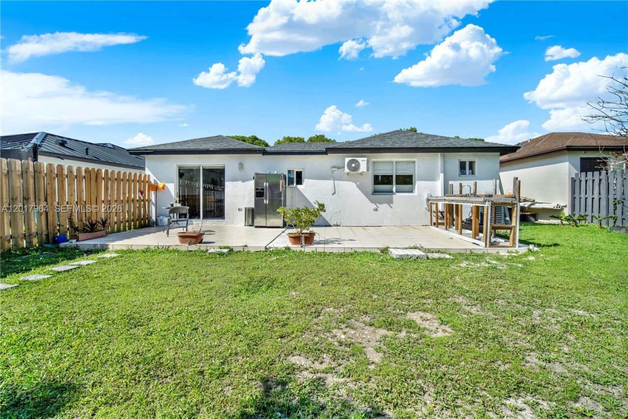 28424 SW 135th Ave , Homestead, FL 33033 Photo