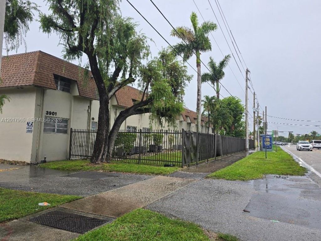 3901 SW 112th Ave, Unit 38, Miami, FL 33165 Photo