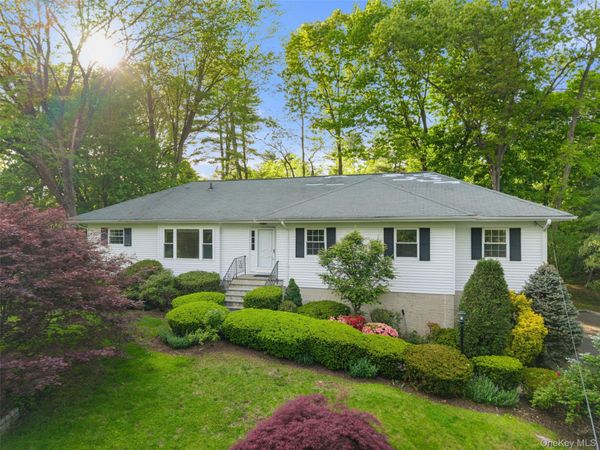 25 Saxon Woods Road , Scarsdale, NY 10583