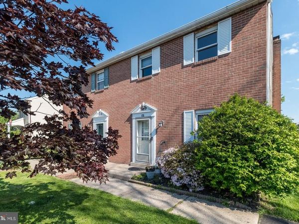 207 HICKORY DRIVE, QUAKERTOWN, PA 18951