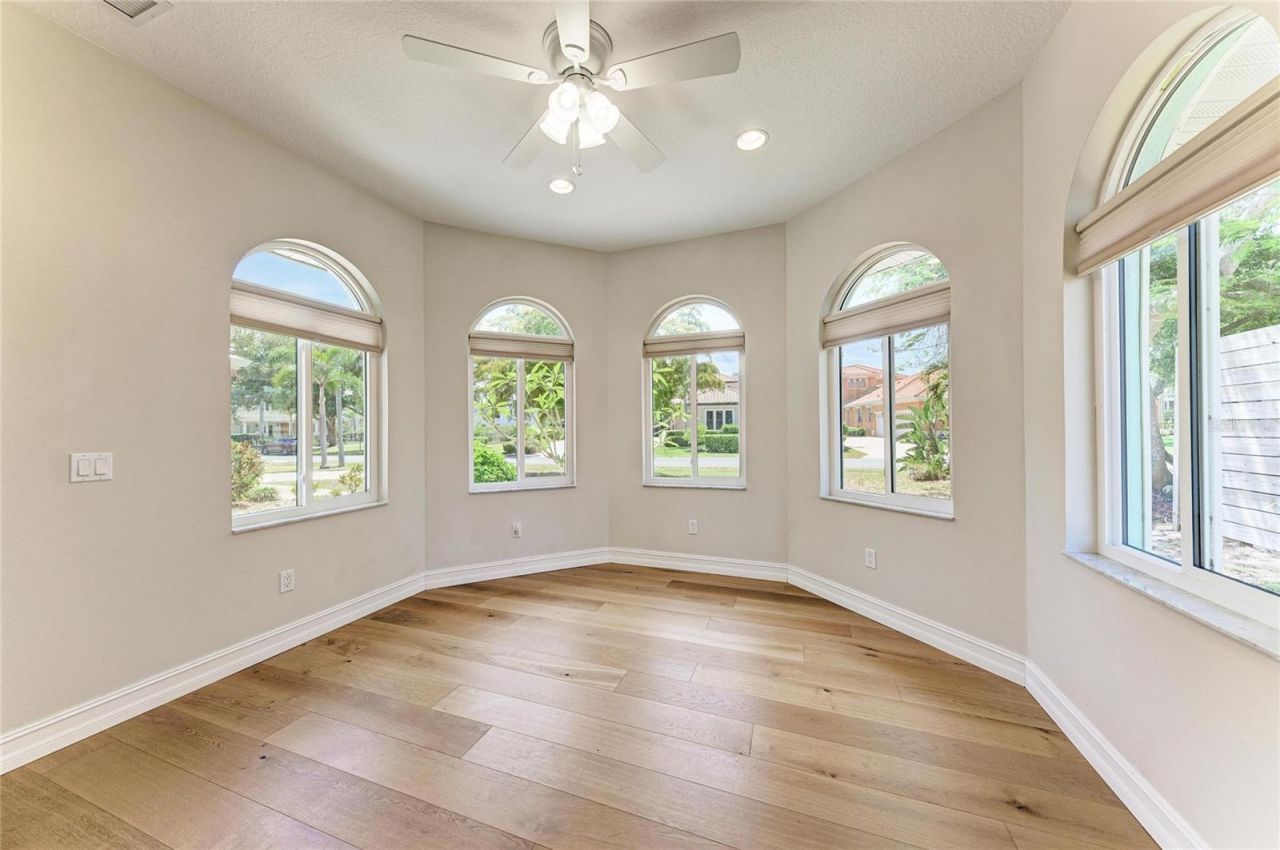 347 Bayshore Drive, Osprey, FL 34229 Photo