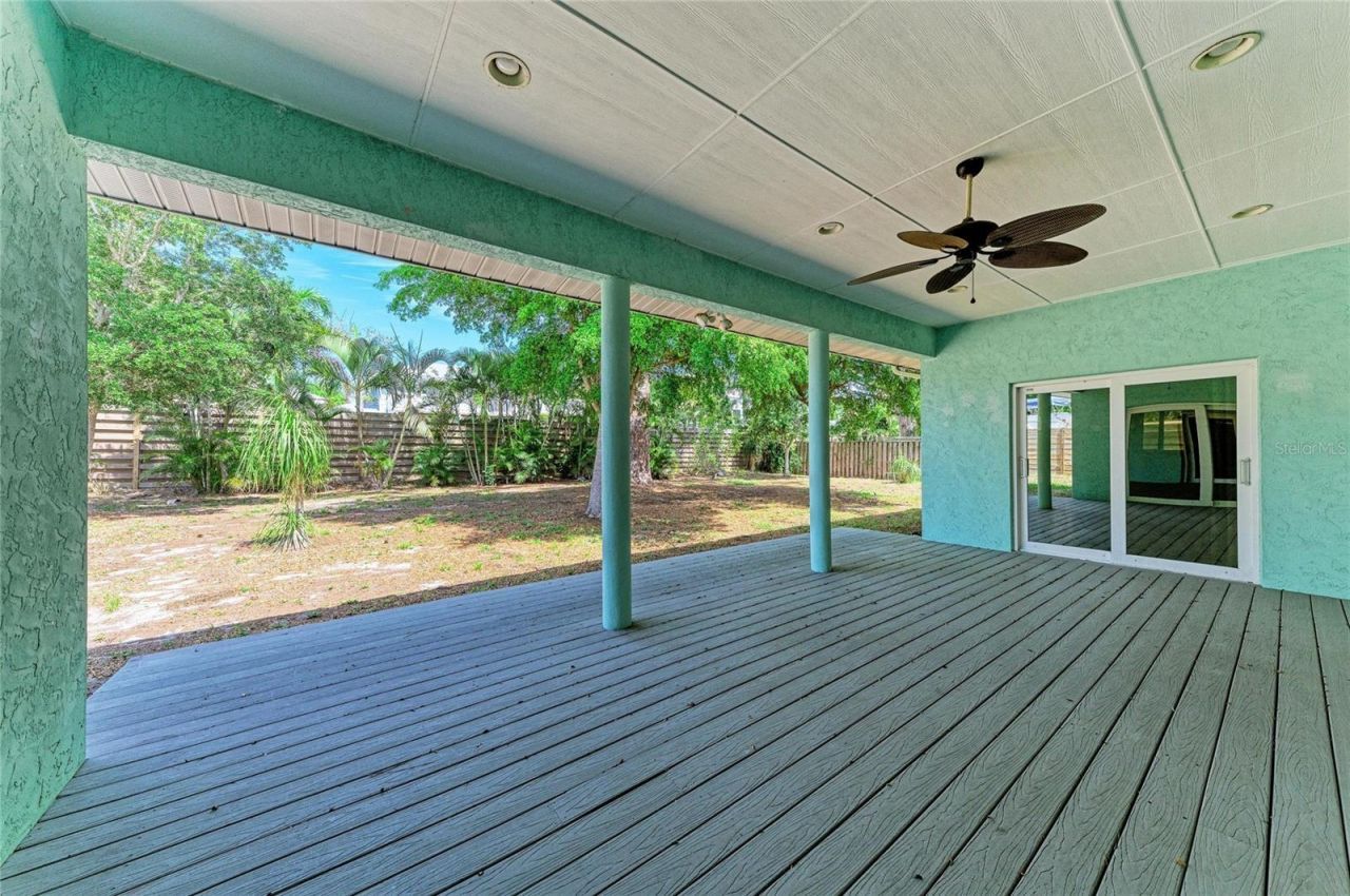 347 Bayshore Drive, Osprey, FL 34229 Photo