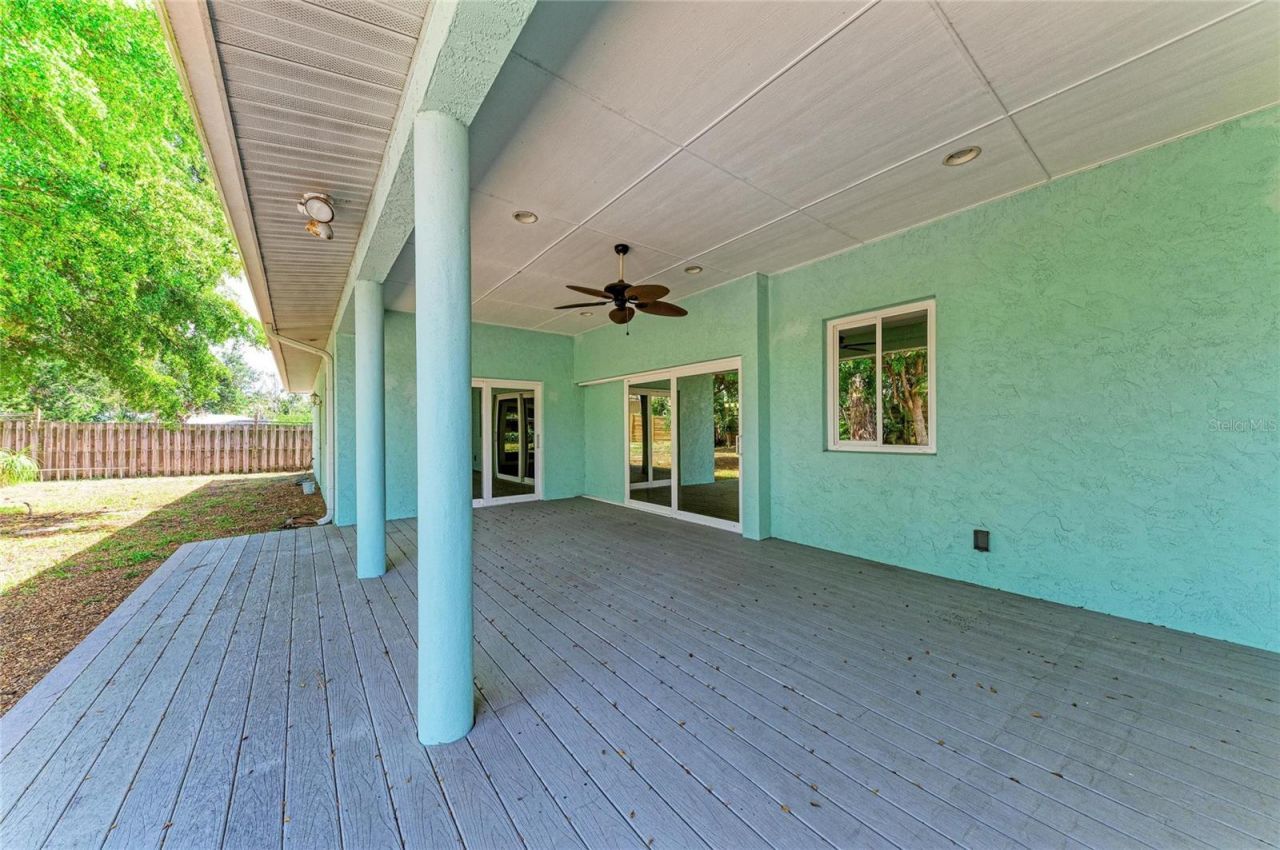 347 Bayshore Drive, Osprey, FL 34229 Photo