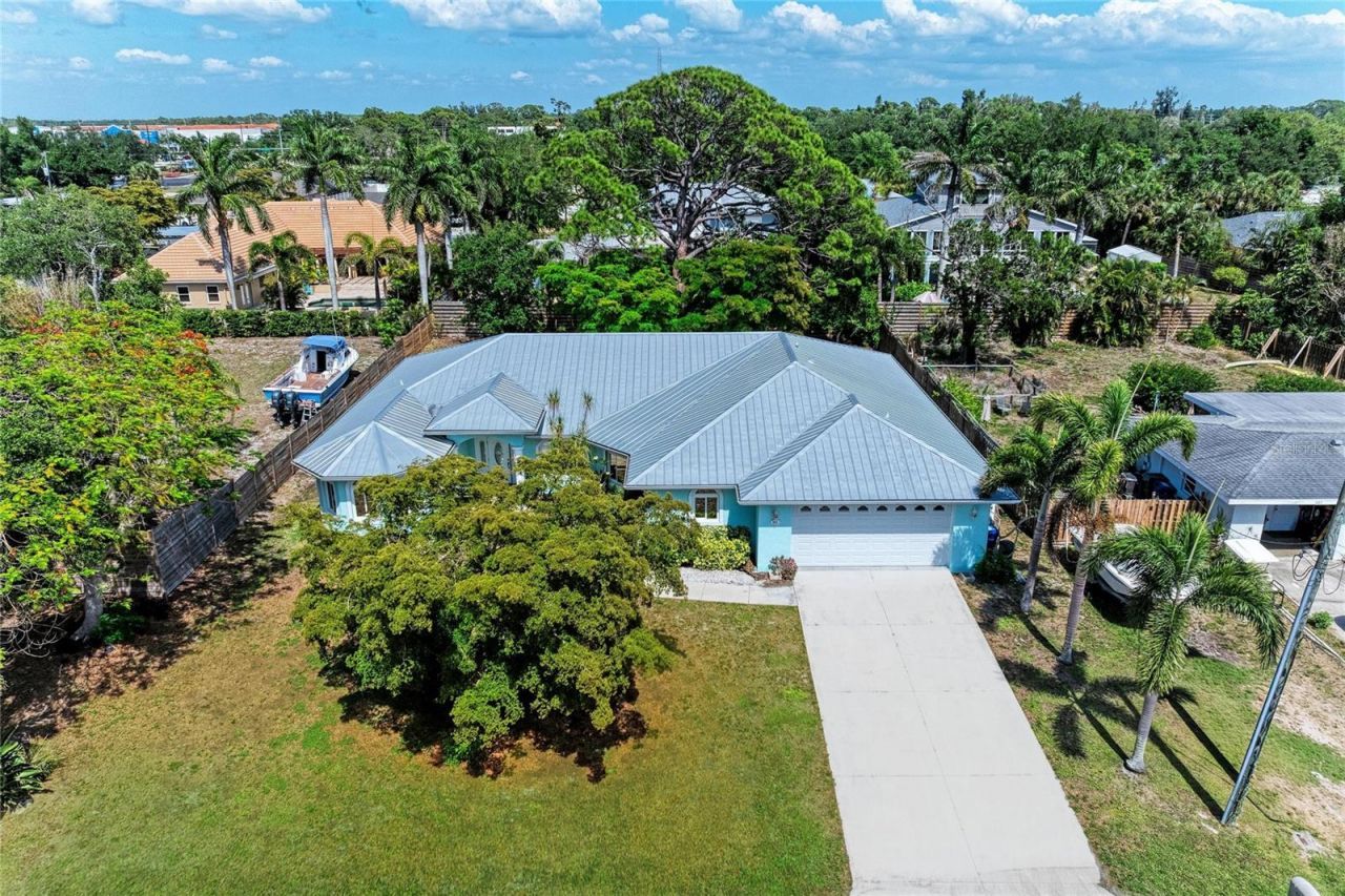 347 Bayshore Drive, Osprey, FL 34229 Photo