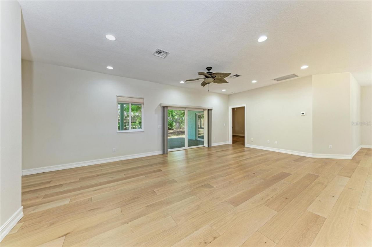 347 Bayshore Drive, Osprey, FL 34229 Photo