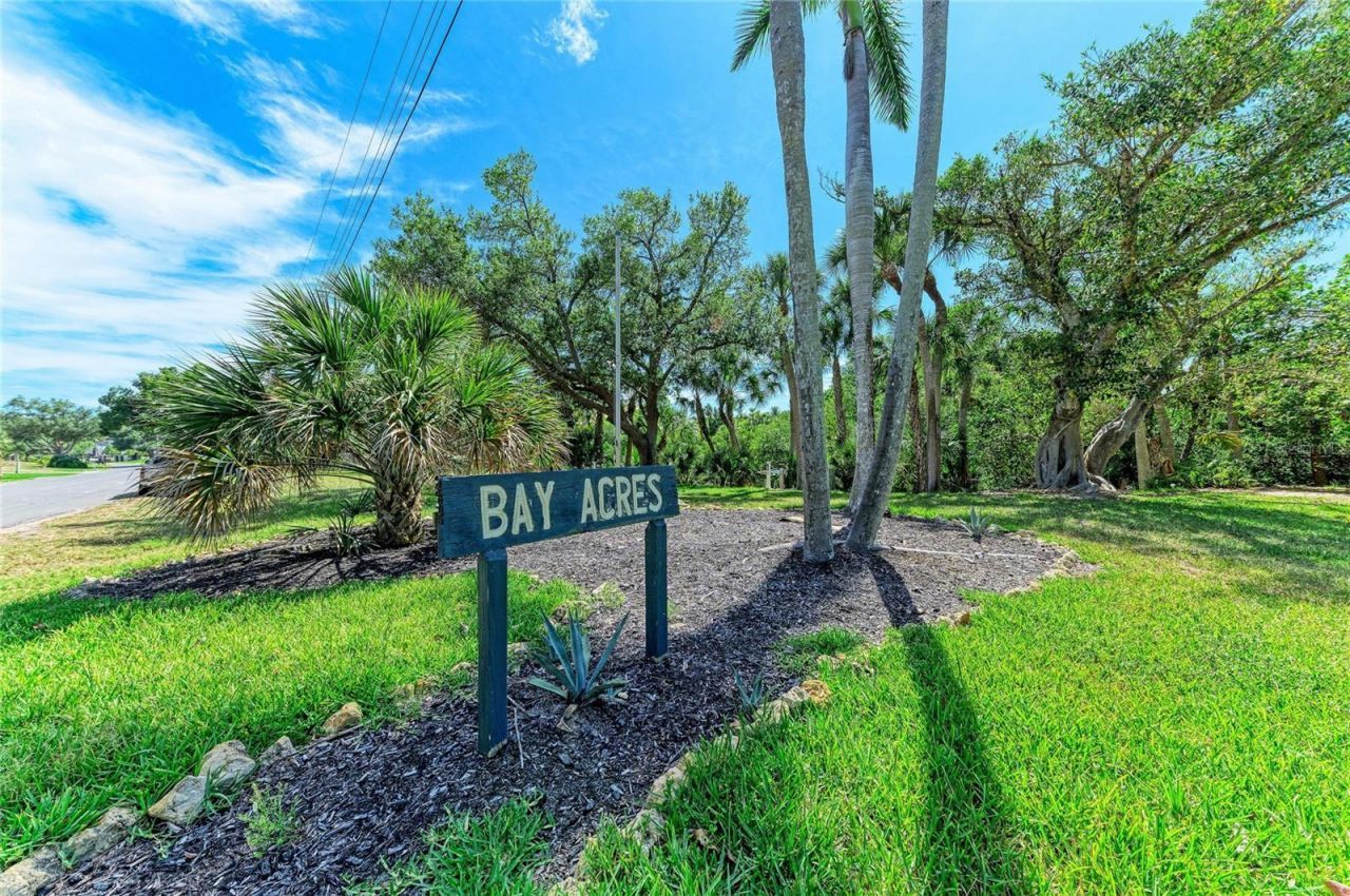 347 Bayshore Drive, Osprey, FL 34229 Photo