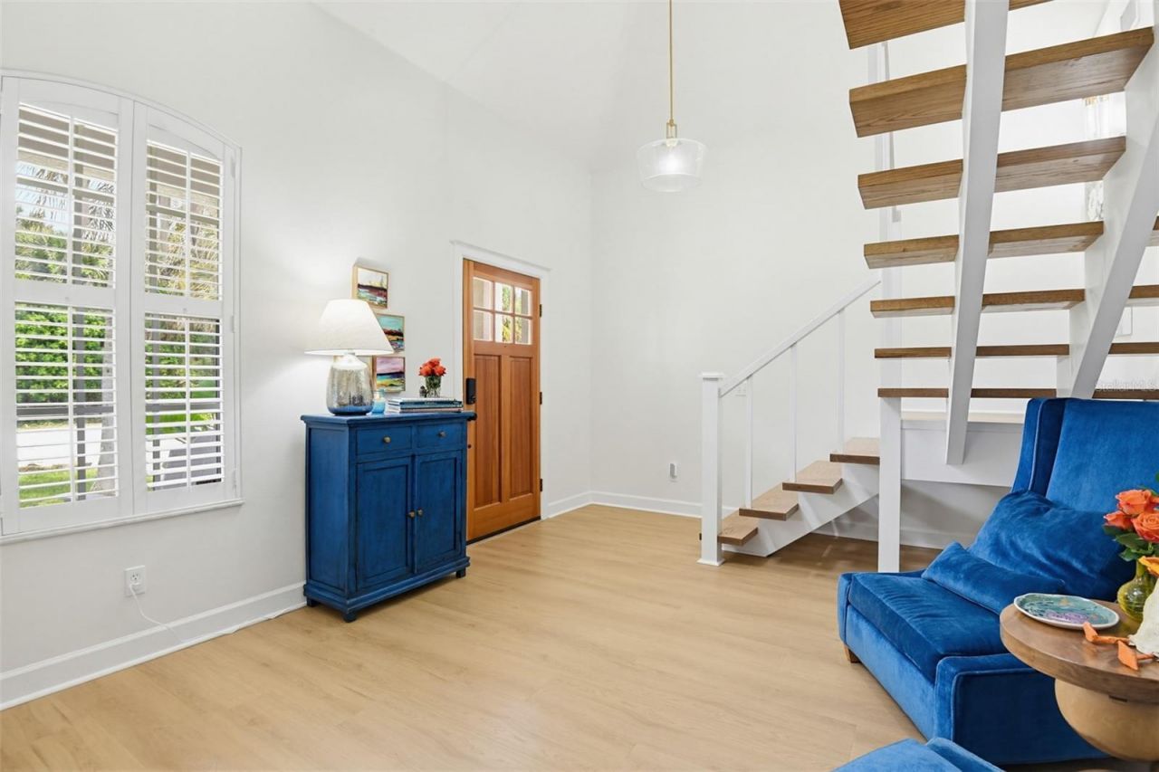 915 Maple Street, New Smyrna Beach, FL 32169 Photo