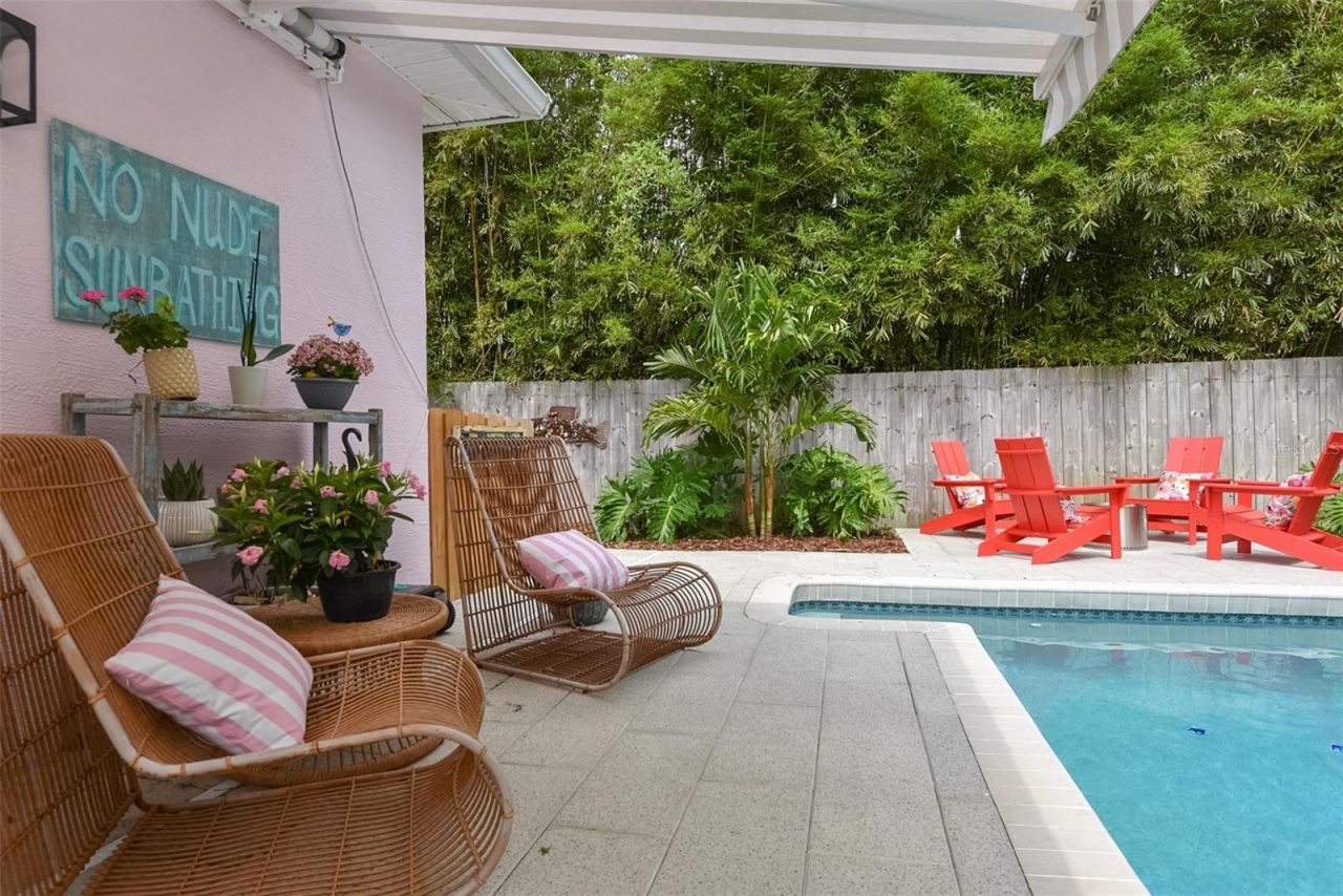 915 Maple Street, New Smyrna Beach, FL 32169 Photo