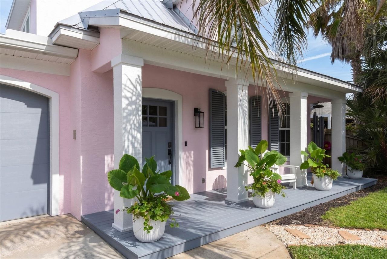 915 Maple Street, New Smyrna Beach, FL 32169 Photo