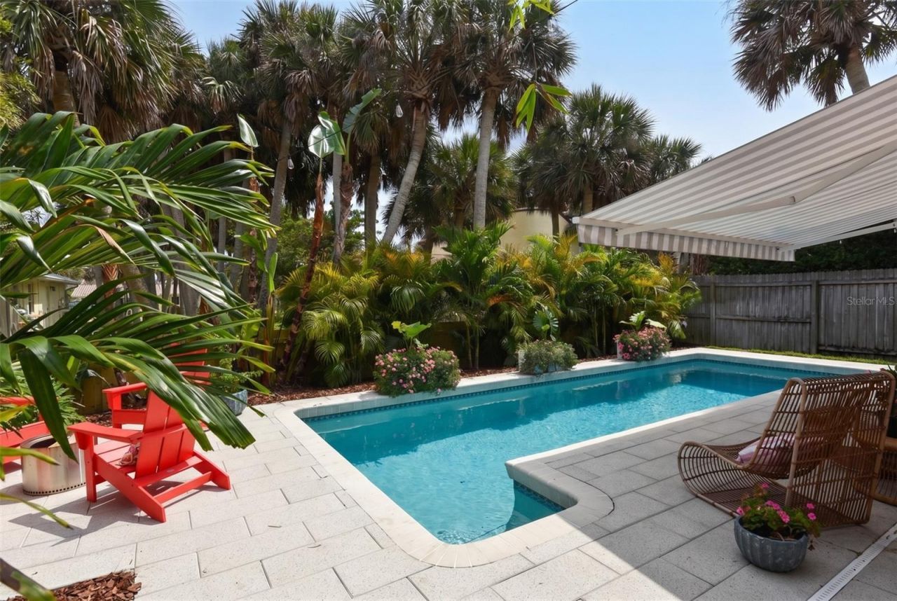 915 Maple Street, New Smyrna Beach, FL 32169 Photo