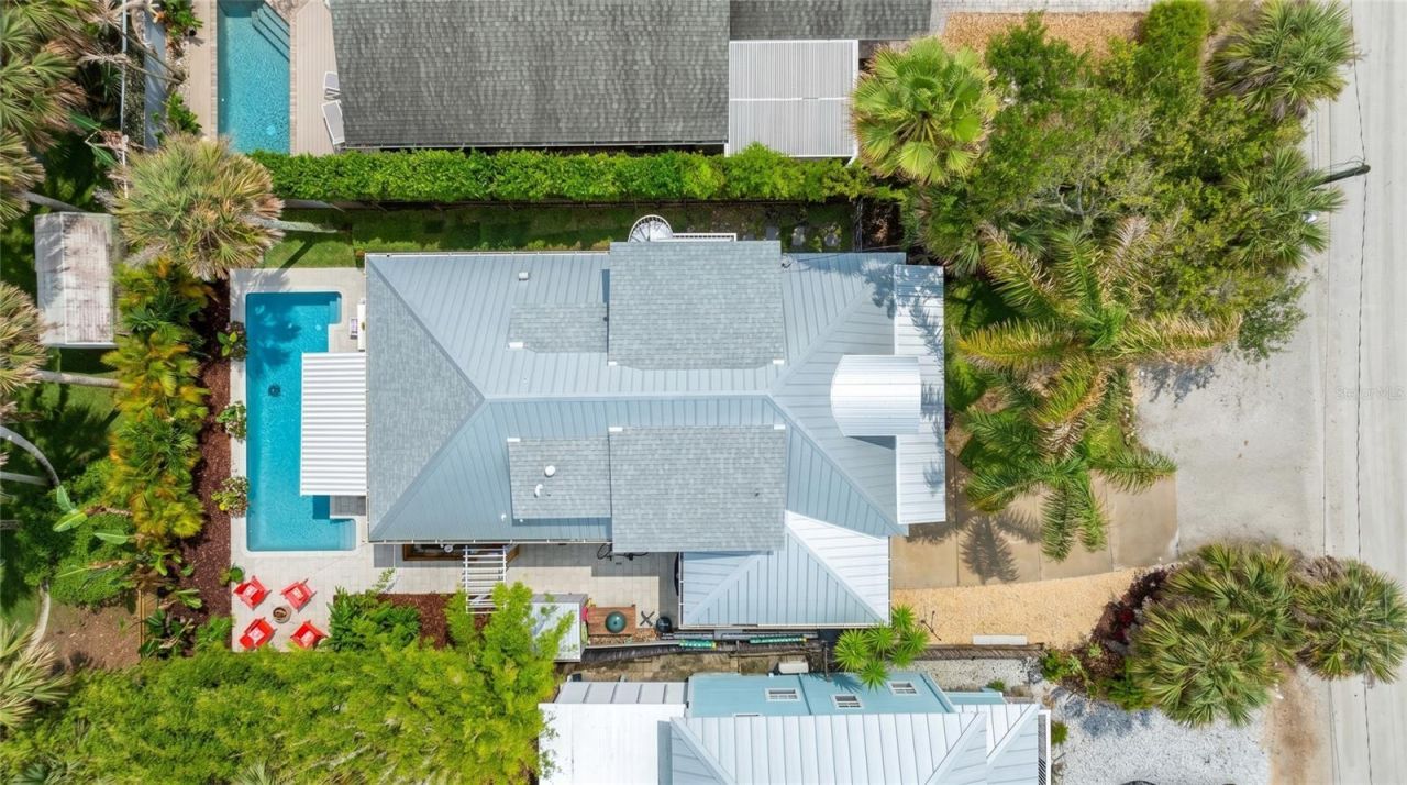 915 Maple Street, New Smyrna Beach, FL 32169 Photo