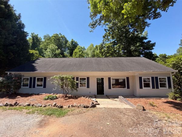 1322 Carolyn Drive , Charlotte, NC 28205