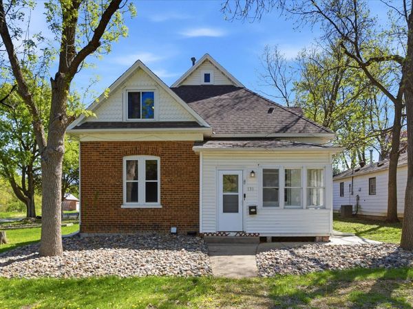 131 Main Street N, Shakopee, MN 55379