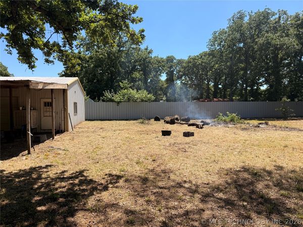 83 Persimmon Street , Cartwright, OK 74731
