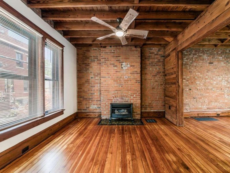 871 Delaware Avenue , Columbus, OH 43215 Photo 5