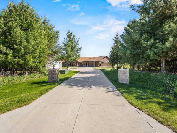 N8253 County Road X, Belleville, WI 53508