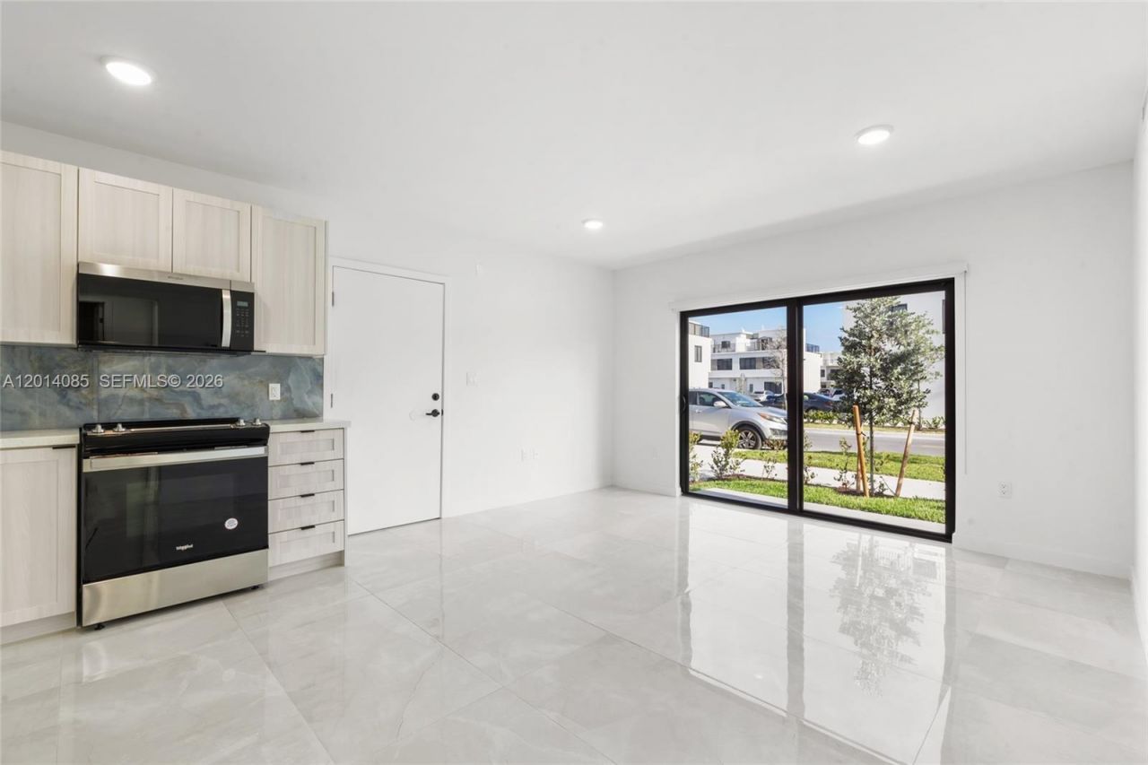 14530 SW 261st Ter , Unit 1, Homestead, FL 33032 Photo