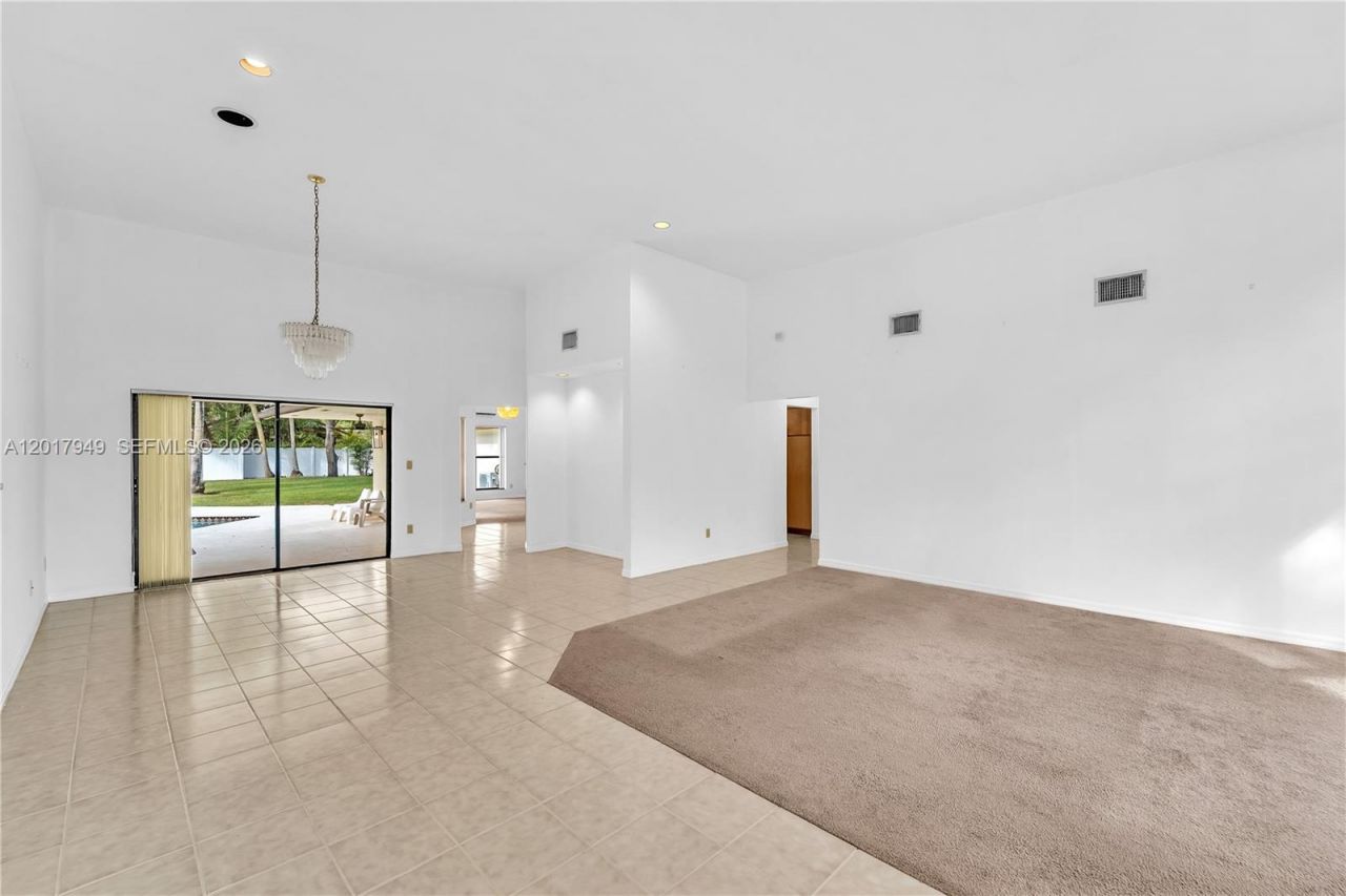 10330 SW 58th Ct, Unit ., Pinecrest, FL 33156 Photo