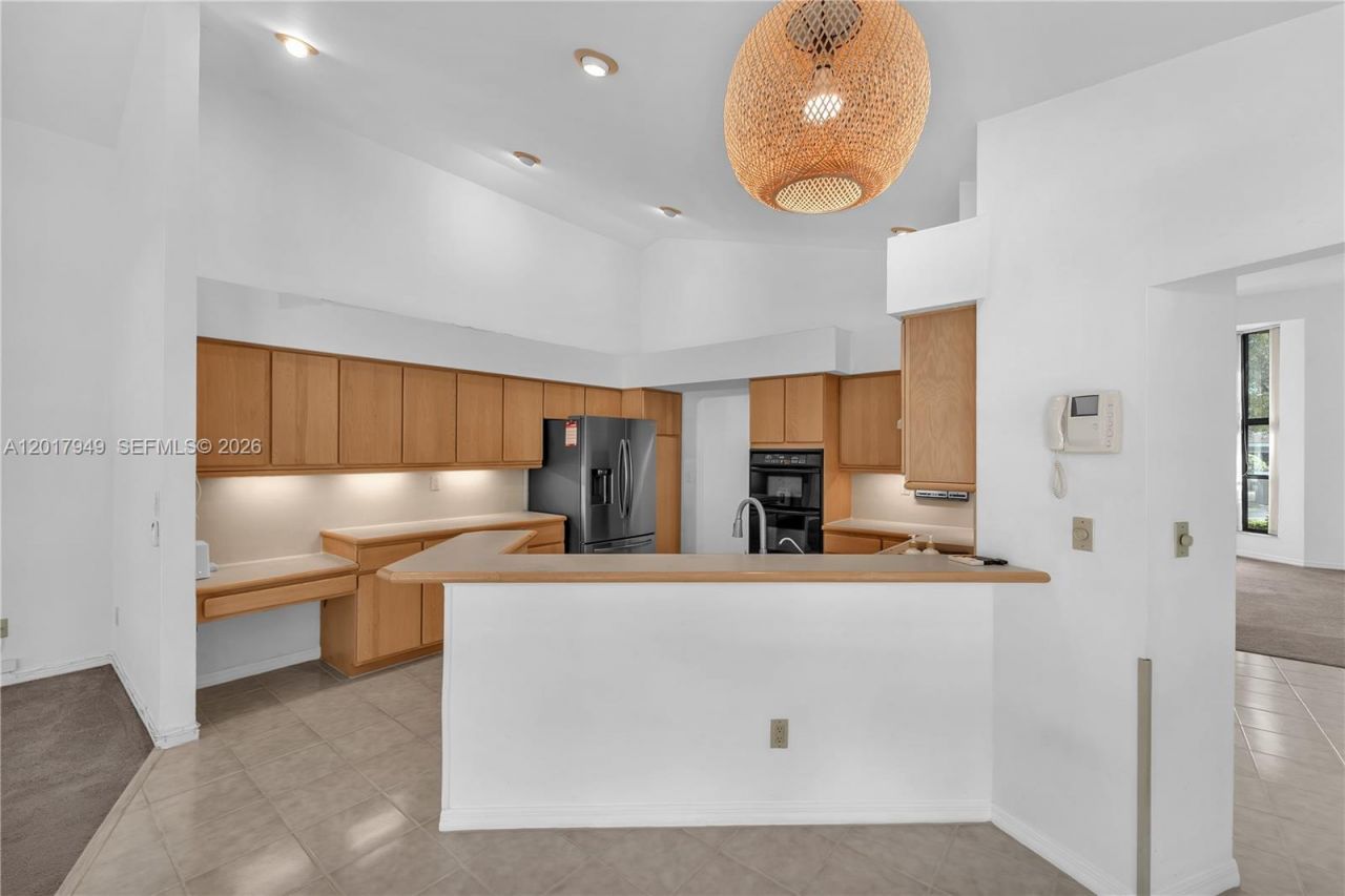 10330 SW 58th Ct, Unit ., Pinecrest, FL 33156 Photo