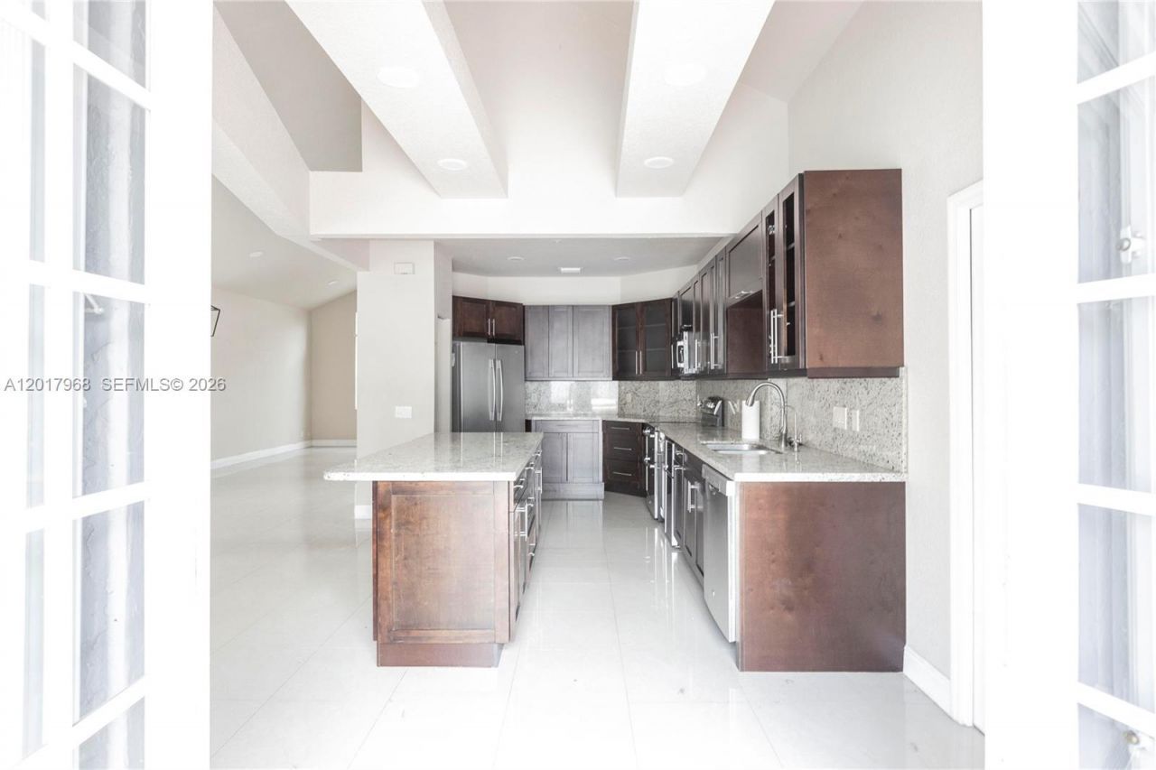 1118 Hickory Way, Weston, FL 33327 Photo