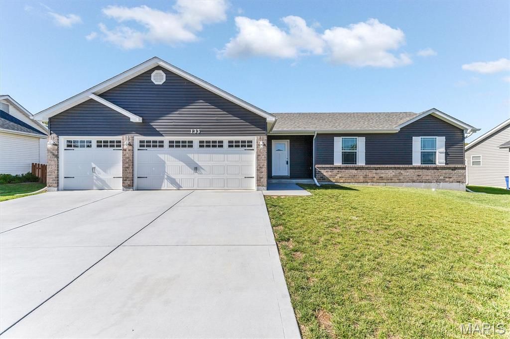 133 Wakefield Drive , Wright City, MO 63390 Main Photo