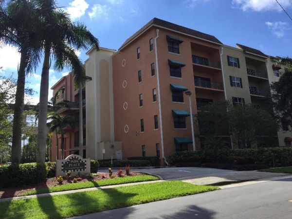 1610 Presidential Way, Unit B-305, West Palm Beach, FL 33401