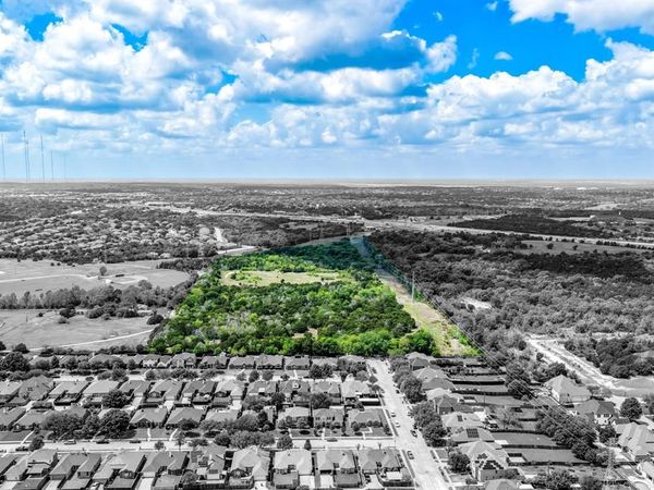 1199 & 1231 E Pleasant Run Road , Cedar Hill, TX 75104