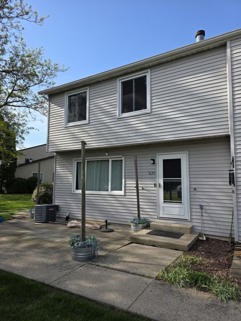 1835 Kerrybrook Court , Unit 1835, Sycamore, IL 60178 Main Photo