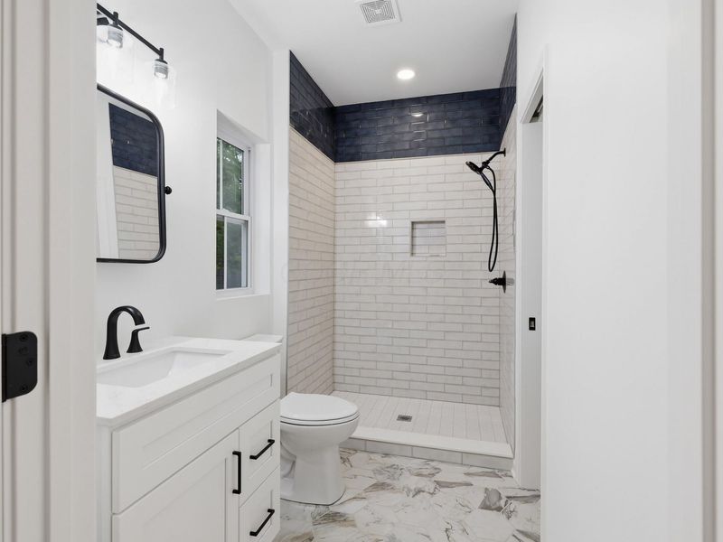 3800 Genessee , Columbus, OH 43219 Photo 14