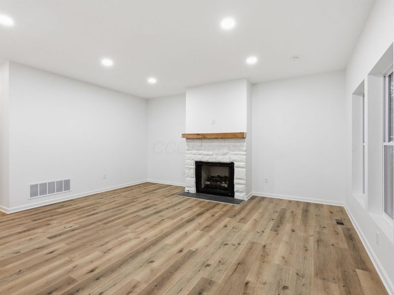3800 Genessee , Columbus, OH 43219 Photo 16