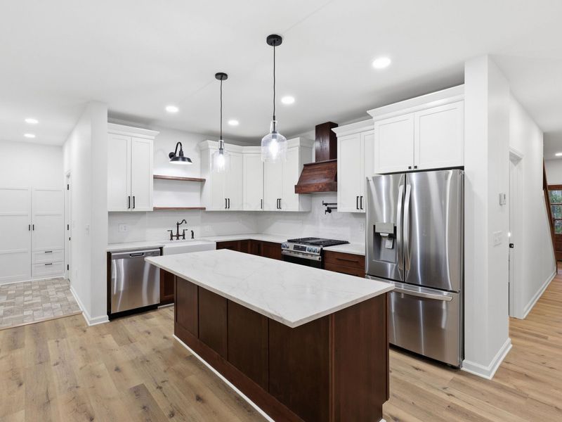3800 Genessee , Columbus, OH 43219 Photo 19