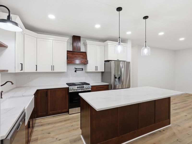 3800 Genessee , Columbus, OH 43219 Photo 20
