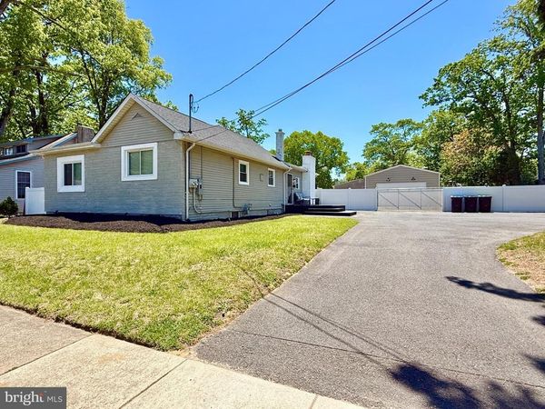 16 E 9TH AVENUE, PINE HILL, NJ 08021