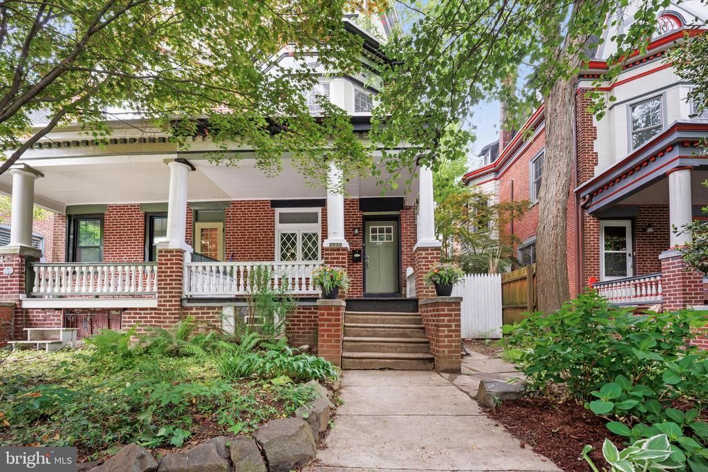 5930 PULASKI AVENUE, PHILADELPHIA, PA 19144
